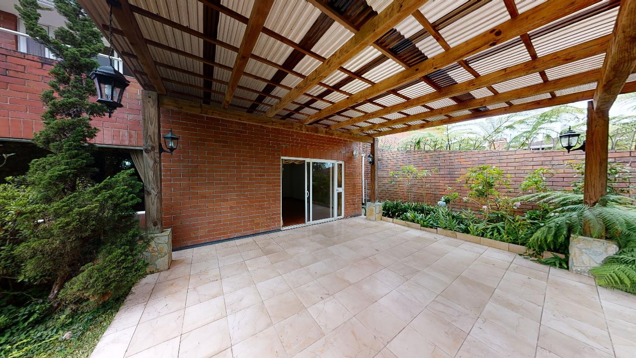 INMO-AA-22-07-04-Las-Luces-Pergola