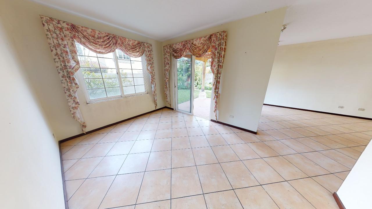INMO-AA-22-07-05-Entreverdes-Comedor