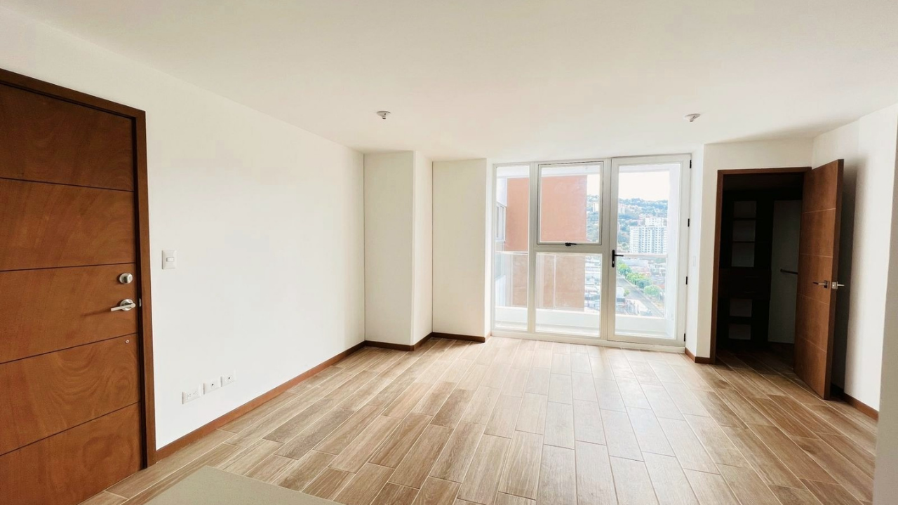 Apartamento - Condado Catorce