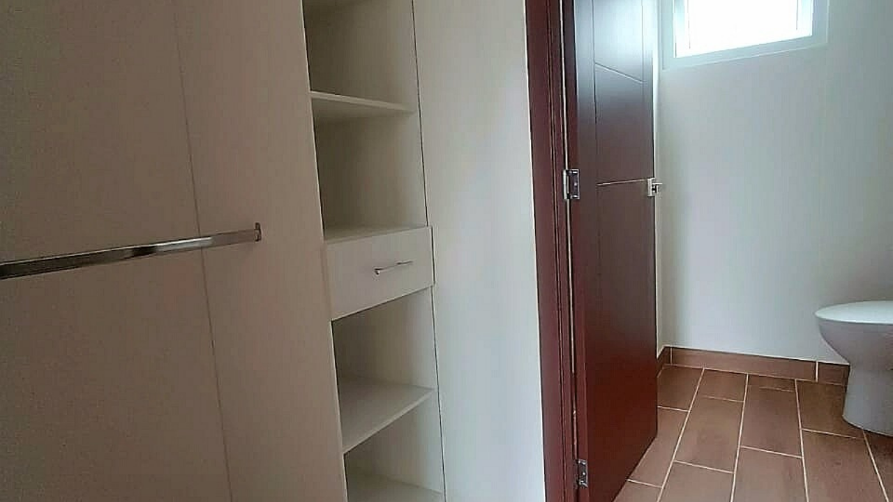 8 Dormitorio 1.3_Senderos Z16_INMO-BC-23-06-23